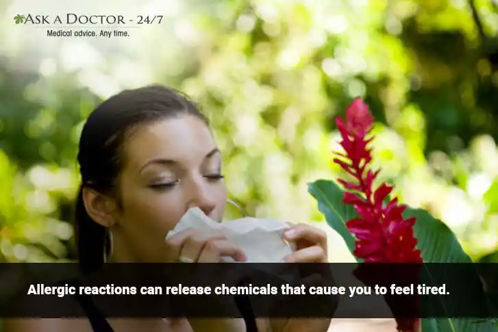 woman sneezing due to pollen allergy=